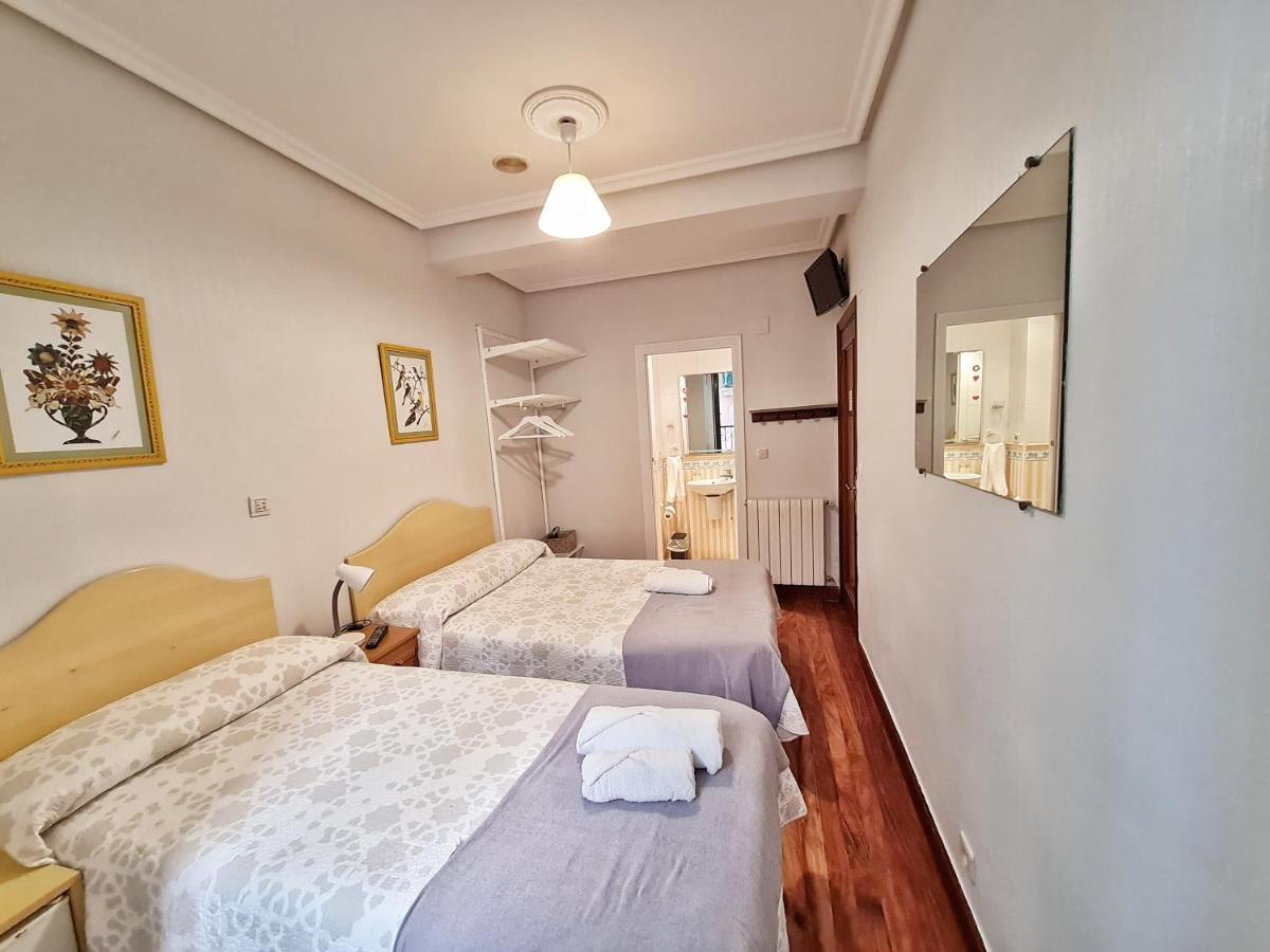 Pension San Lorenzo Сан-Себастьян Номер фото